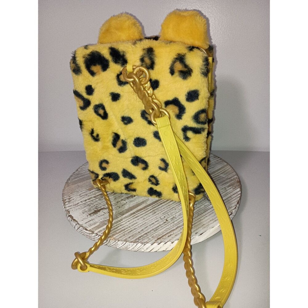 Na Na Na Surprise Backpack with Jennel Jaguar & Aubrey Heart Dolls (2 Dolls) - Picture 3 of 8